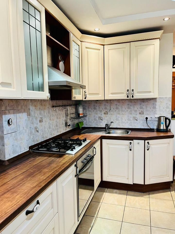 Продажа 2-комн квартиры на вторичном рынке Кирпичная улица, 8