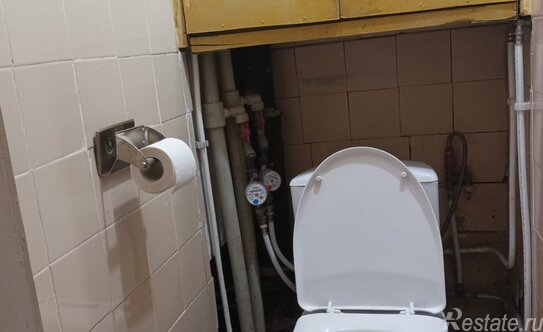 Продажа 2-комн квартиры на вторичном рынке улица Композиторов,  д. 19