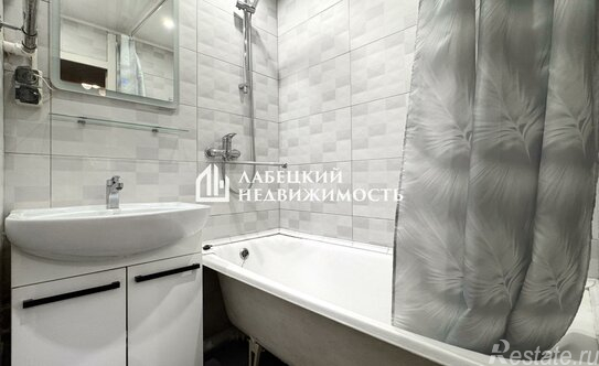 Продажа 2-комн квартиры на вторичном рынке Соколиной Горы 10-я ул,  д. 28