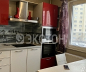 Продать Квартиры вторичка улица Маршала Захарова   