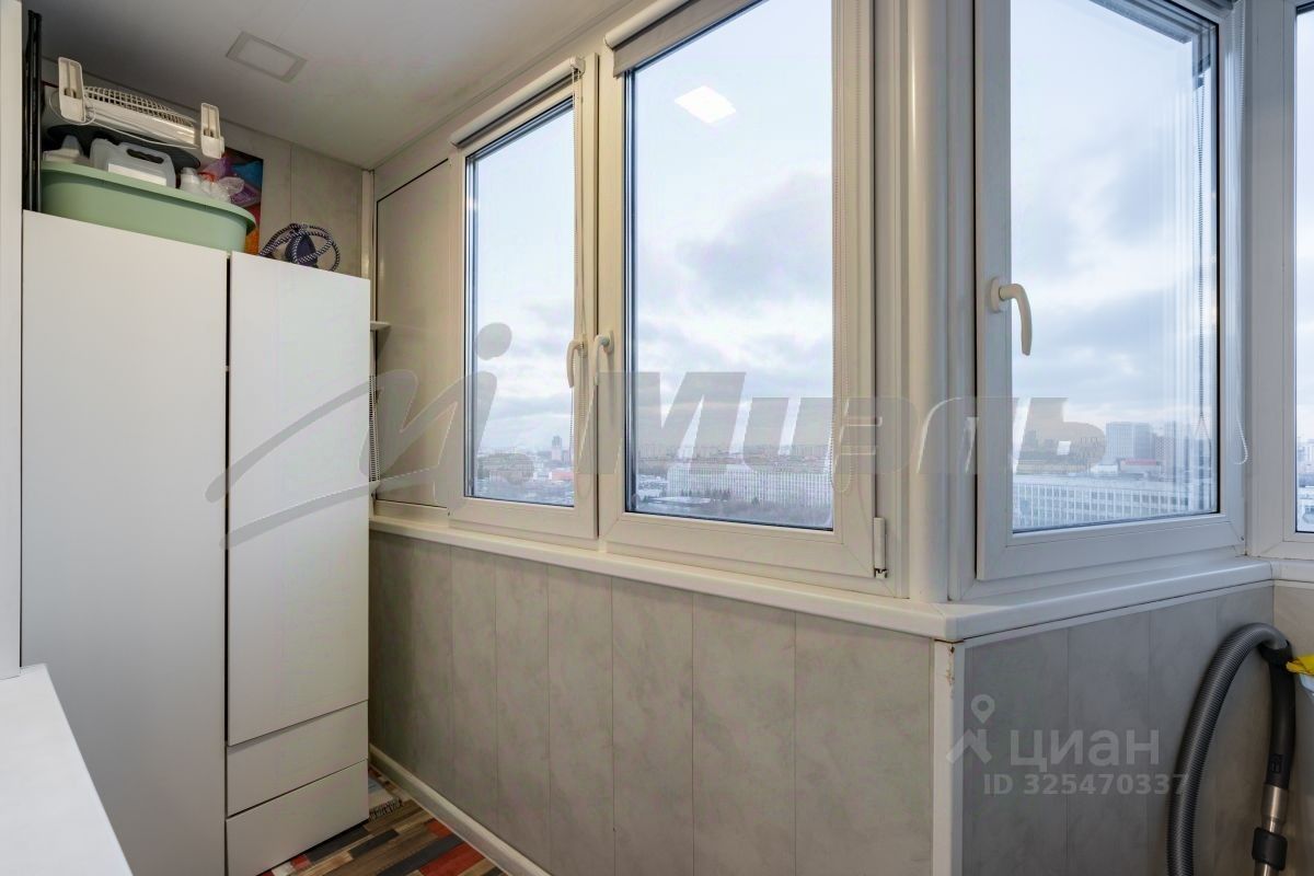 Продажа 3-комн квартиры на вторичном рынке Варшавское шоссе, 126
