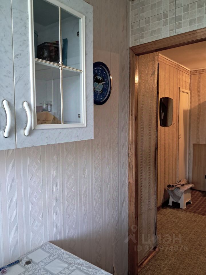 Продажа 1-комн квартиры на вторичном рынке 2-й мкр, Имени Свердлова пгт, 49