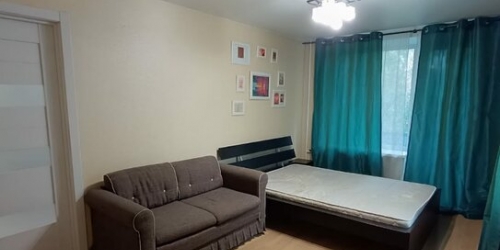 2-комн квартира улица Артюхиной,  д. 2А