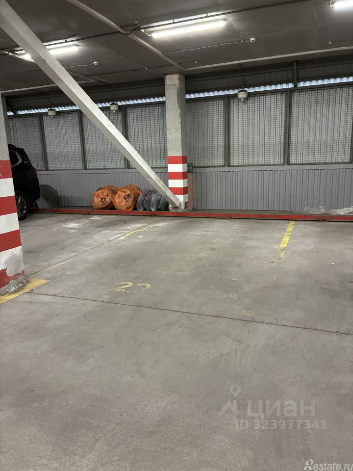 Продажа гаража Коломяжский проспект,  д. 15 к8