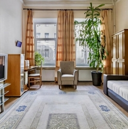 Продажа 4-комн квартиры на вторичном рынке Реки Фонтанки наб,  д. 96