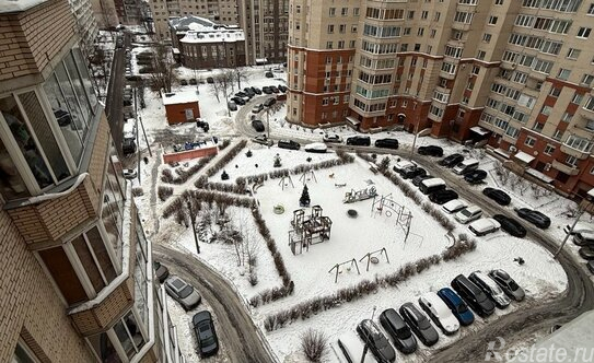 Продажа 2-комн квартиры на вторичном рынке Коломяжский пр-кт