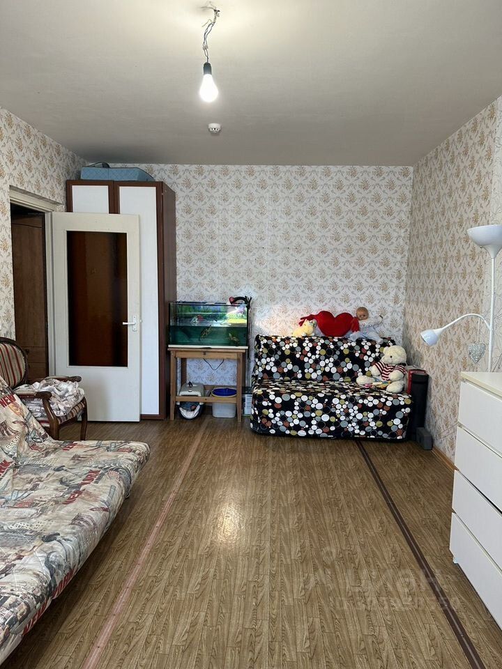 Продажа 2-комн квартиры на вторичном рынке Пушкин, Гусарская улица, 6к16