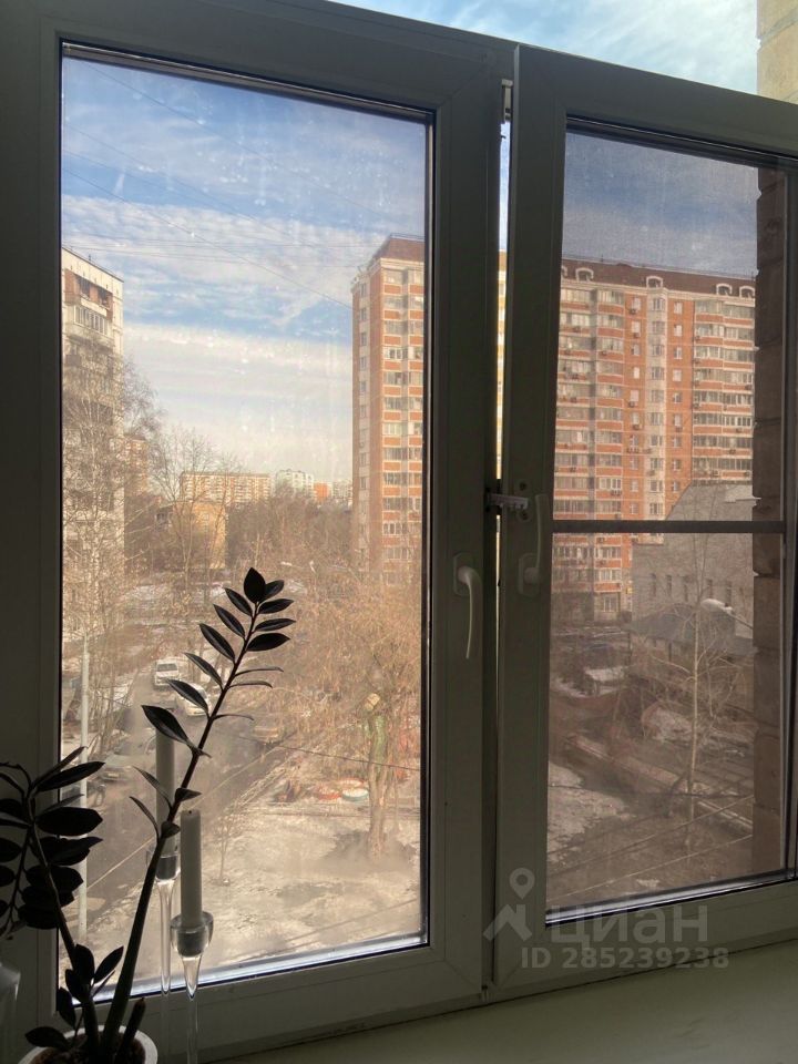 Продажа 2-комн квартиры на вторичном рынке проезд Нансена, 4