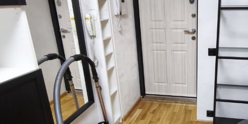 3-комн квартира улица Менжинского, 21