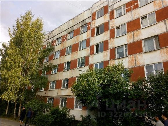 Продажа 3-комн квартиры на вторичном рынке 1-й мкр, Имени Свердлова пгт, 4