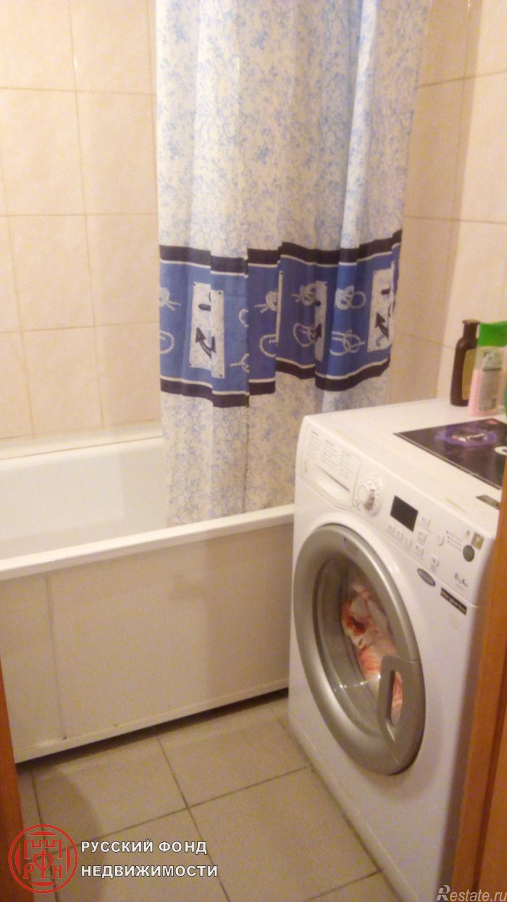 Продажа комнаты Красное Село г., Красногородская ул. ,  д. 13,  к. 1