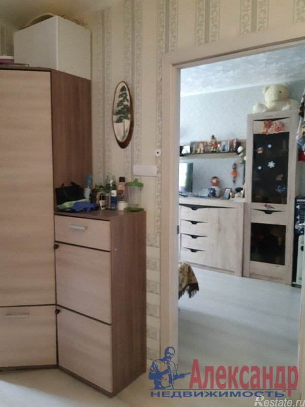 Продажа 1-комн квартиры на вторичном рынке Кронштадт г., Литке ул. ,  д. 11/37