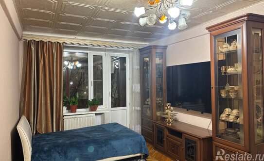 Продажа 3-комн квартиры на вторичном рынке Светлановский пр-кт,  д. 93 к1