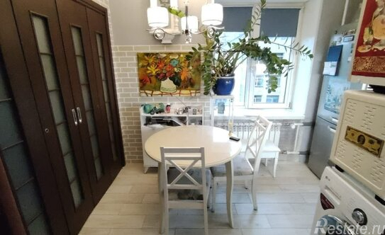 Продажа 2-комн квартиры на вторичном рынке Тореза пр-кт,  д. 100