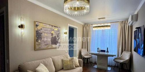 3-комн квартира ул Тёплый Стан,  д. 6