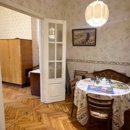 Продажа 2-комн квартиры на вторичном рынке Захарьевская улица