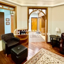 Продажа 3-комн квартиры на вторичном рынке Ленинский пр-кт,  д. 87 к1