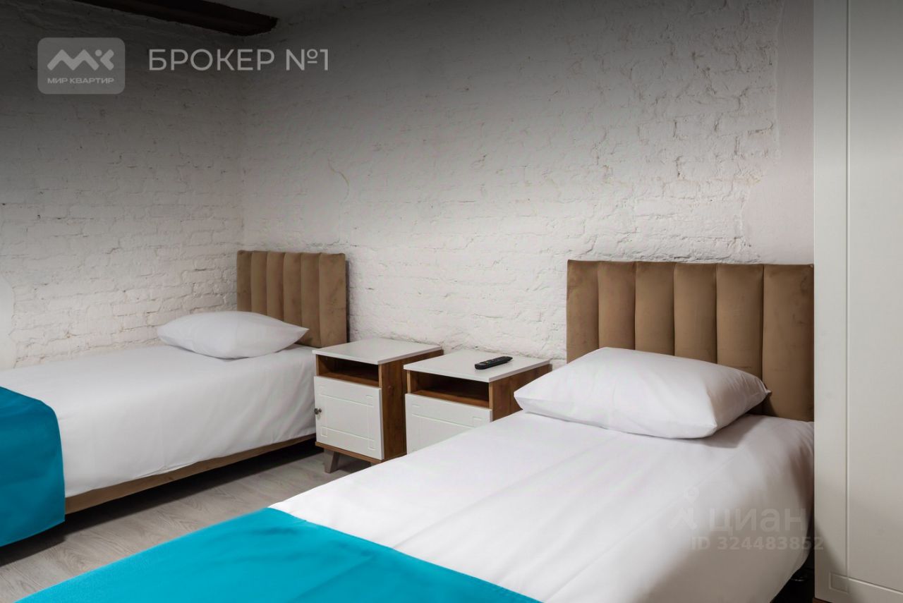 Продажа 6-комн квартиры на вторичном рынке набережная Реки Мойки, 1/8