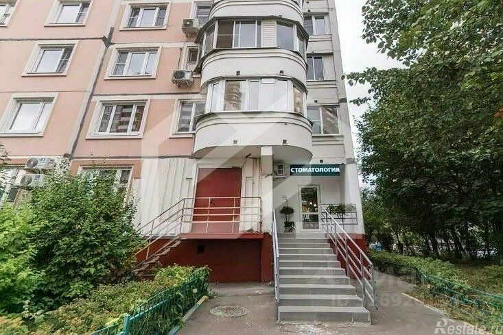 Продажа торгового помещения Мичуринский пр-кт,  д. 9,  к. 4