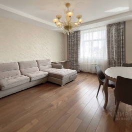 Продажа 2-комн квартиры на вторичном рынке улица Александра Невского,  д. 27