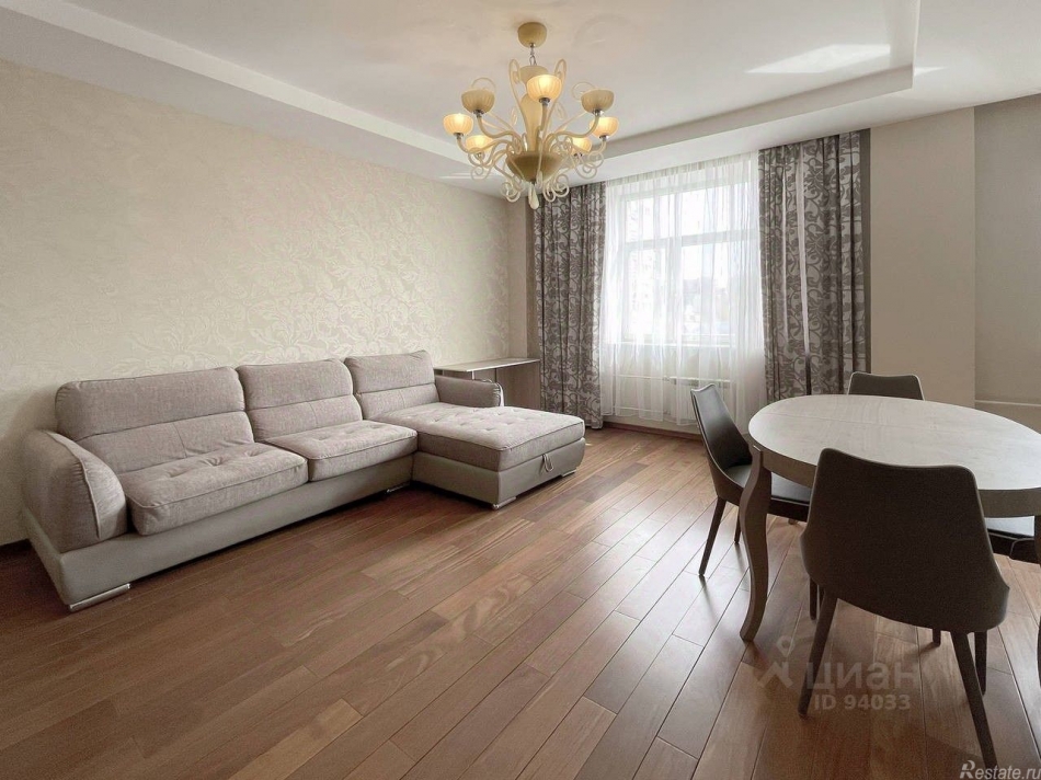 Продажа 2-комн квартиры на вторичном рынке улица Александра Невского,  д. 27