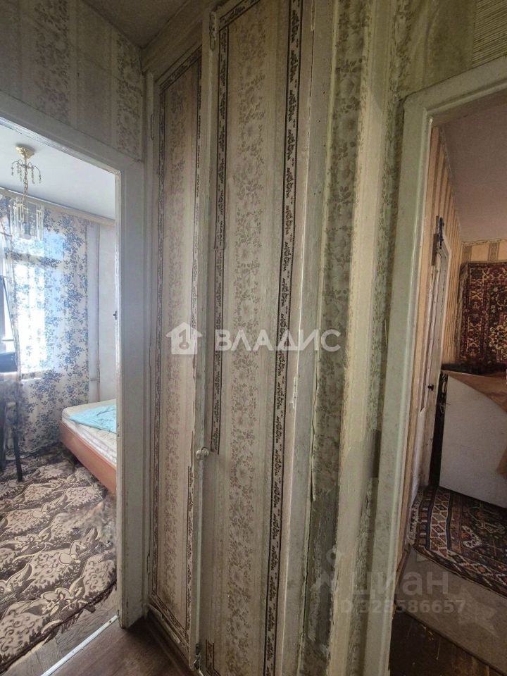 Продажа 3-комн квартиры на вторичном рынке проспект Народного ополчения, 83