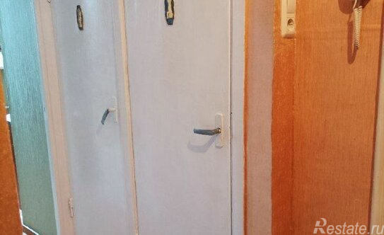 Продажа 3-комн квартиры на вторичном рынке Кипень, Ропшинское шоссе,  д. 13