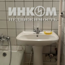 Продажа 1-комн квартиры на вторичном рынке Выборгская улица,  д. 10