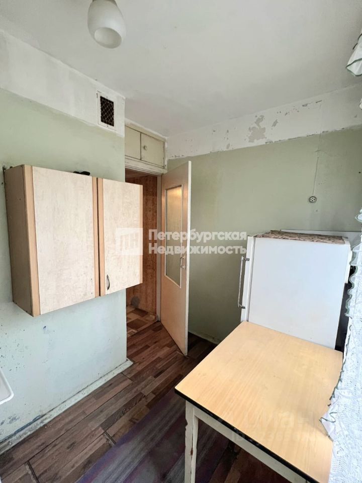 Продажа 2-комн квартиры на вторичном рынке Красное Село, Гвардейская улица, 19к3