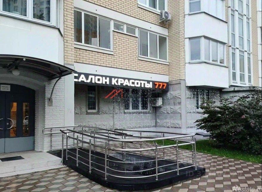 Продажа торгового помещения улица Корнея Чуковского,  д. 3