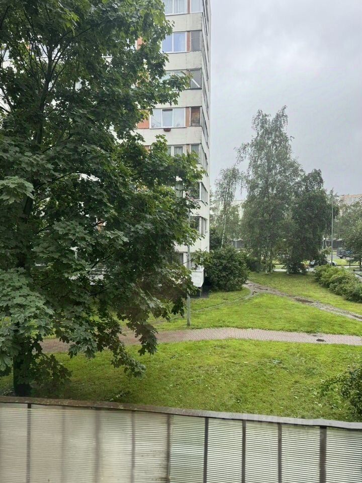 Аренда 3-комн квартиры на вторичном рынке Суздальский проспект, 107