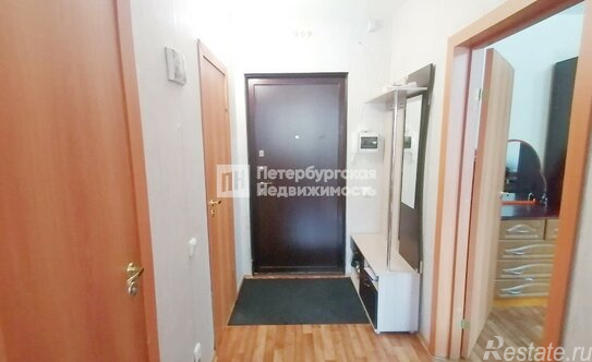 Продажа 1-комн квартиры на вторичном рынке Бугры, ул Школьная,  д. 6,  к. 1