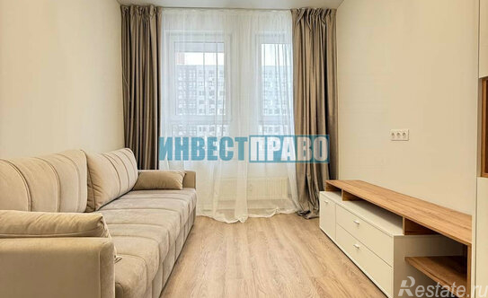 Продажа 4-комн квартиры на вторичном рынке Ленинградское ш,  д. 229А к2