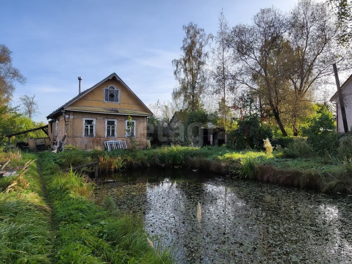 Продажа дома Ульяновка пгт, проспект Володарского, 14