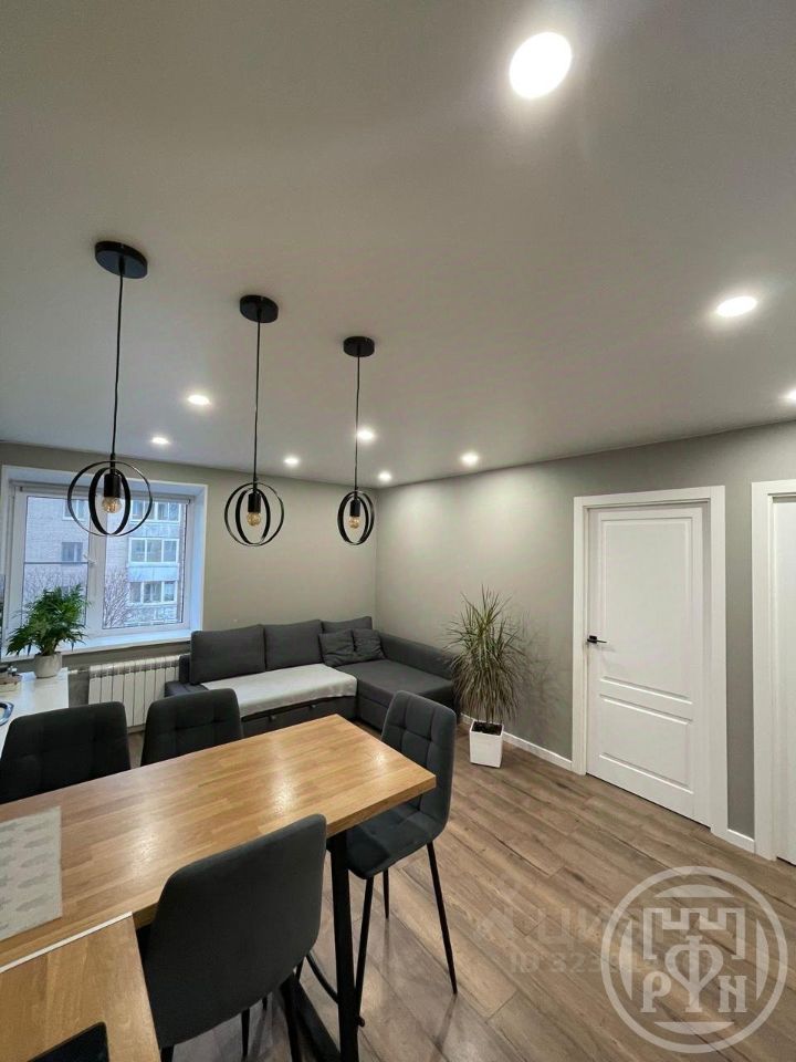 Продажа 2-комн квартиры на вторичном рынке Сестрорецк, Приморское шоссе, 272