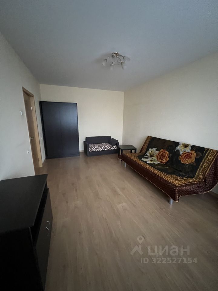 Аренда 1-комн квартиры на вторичном рынке Химкинский бульвар, 14к5