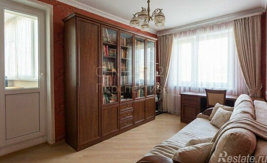 Продажа 3-комн квартиры на вторичном рынке улица Генерала Кузнецова,  д. 18 к2