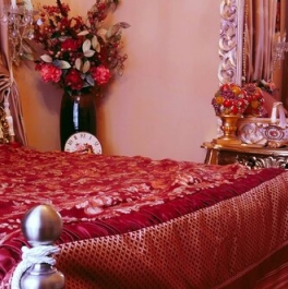 Продажа 4-комн квартиры на вторичном рынке Нежинская улица,  д. 4