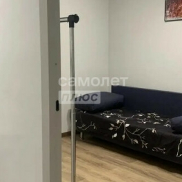 Продажа 1-комн квартиры на вторичном рынке ул Сталеваров,  д. 18,  к. 1