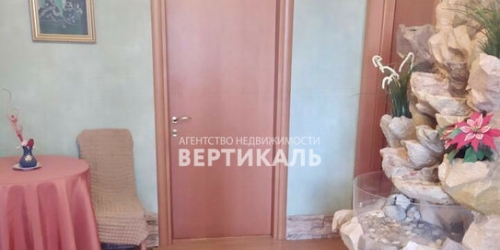 3-комн квартира улица Ивана Бабушкина,  д. 9