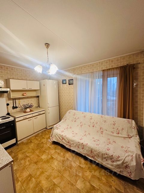 Продажа 2-комн квартиры на вторичном рынке Самокатная улица, 8