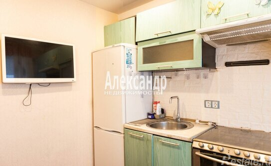 Продажа 2-комн квартиры на вторичном рынке Учебный пер,  д. 10,  к. 1