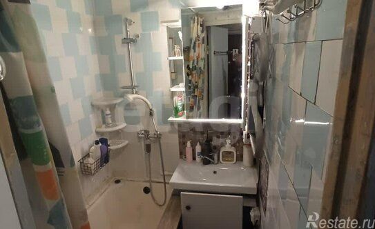 Продажа 2-комн квартиры на вторичном рынке проспект Солидарности,  д. 8 к1