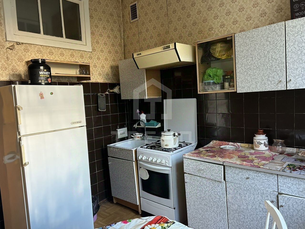 Продажа 2-комн квартиры на вторичном рынке улица Федосеенко, 32