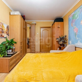 Продажа 3-комн квартиры на вторичном рынке улица Коллонтай,  д. 32 к1