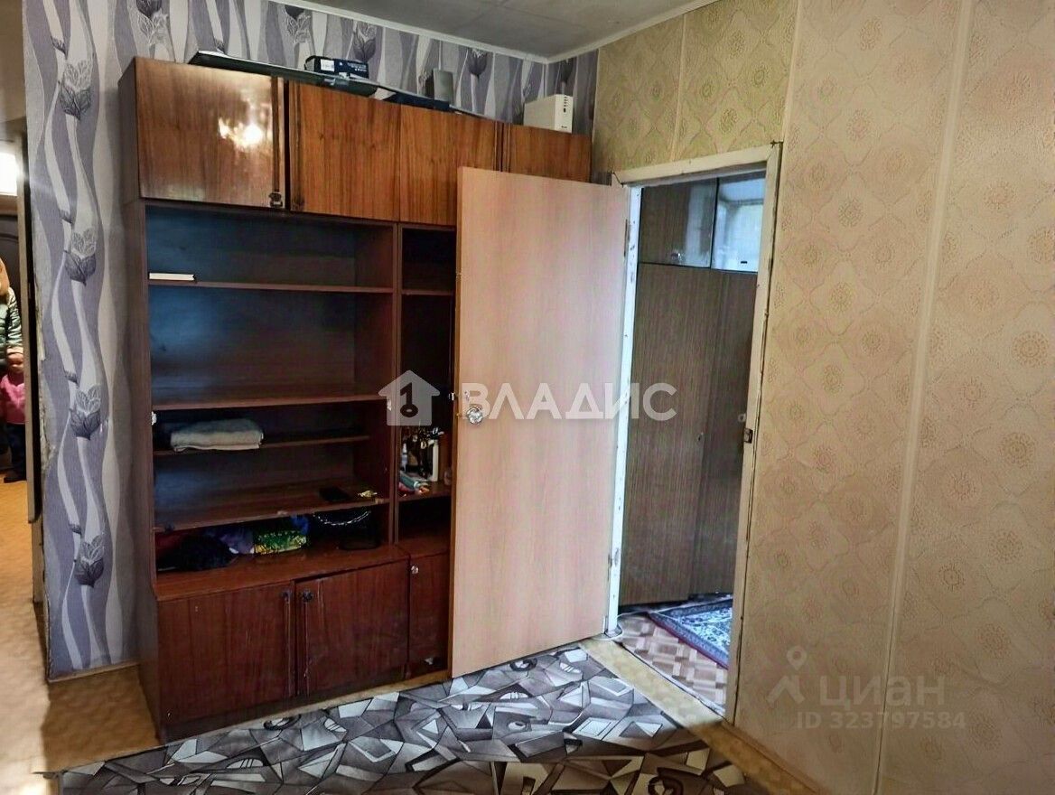 Продажа 3-комн квартиры на вторичном рынке Апрелевка, улица Парковая,  д. 2/1