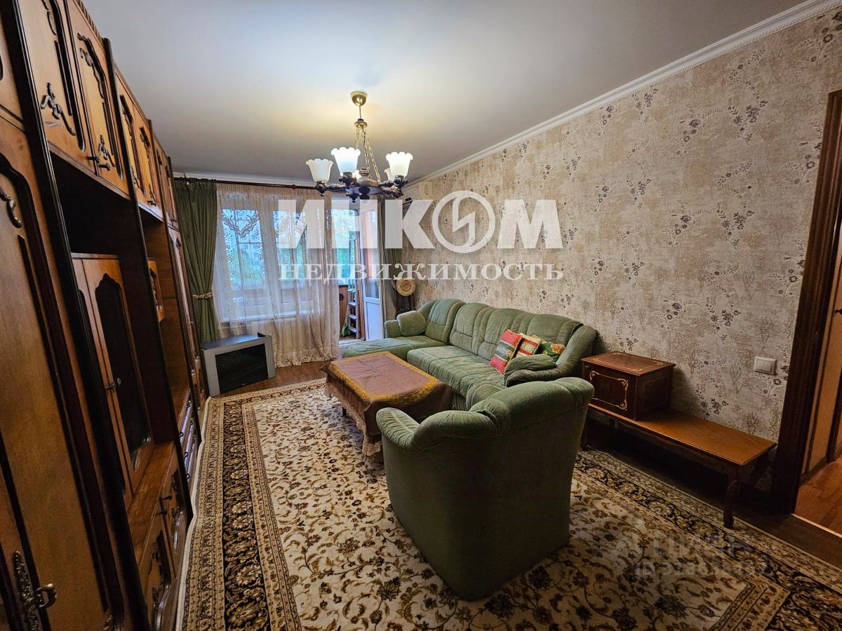 Продажа 2-комн квартиры на вторичном рынке Есенинский бульвар, 1/26К1