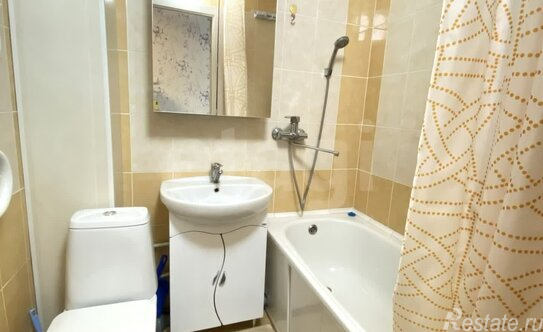 Продажа 1-комн квартиры на вторичном рынке Сергиевский, Центральная улица,  д. 38