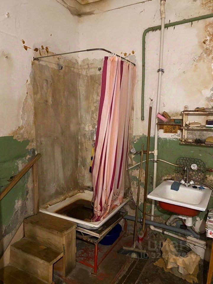 Продажа комнаты Литейный проспект, 40