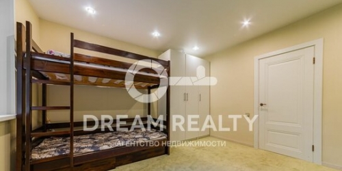 3-комн квартира Партизанская улица,  д. 40